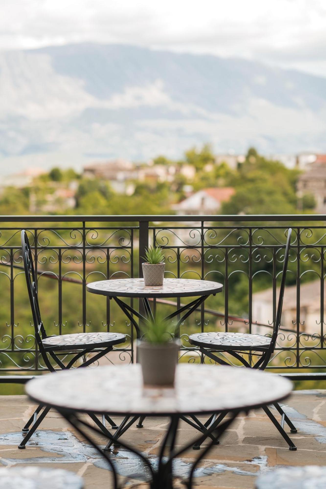 Dam Stone Boutique Hotel Gjirokaster Ngoại thất bức ảnh