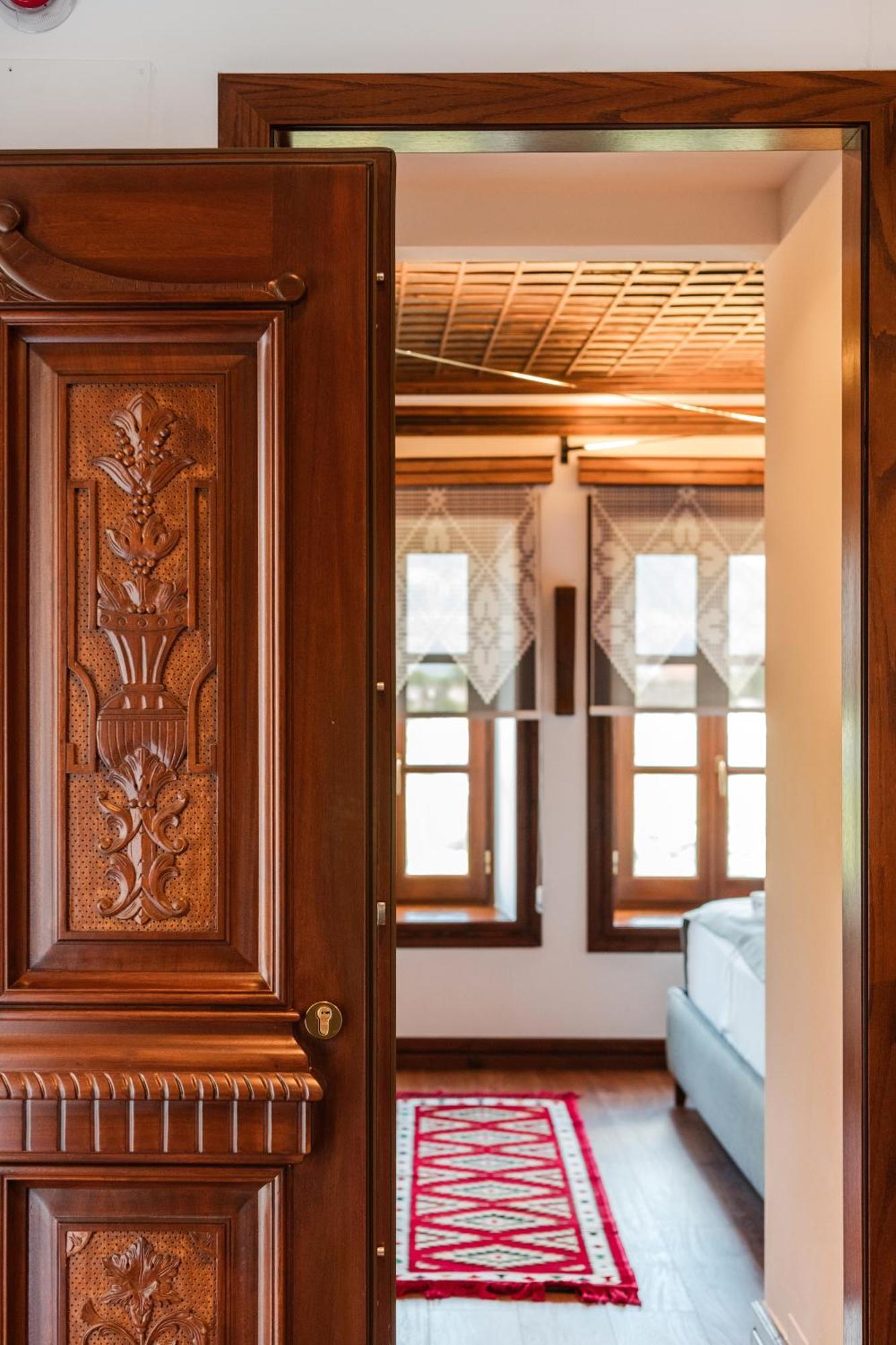 Dam Stone Boutique Hotel Gjirokaster Ngoại thất bức ảnh