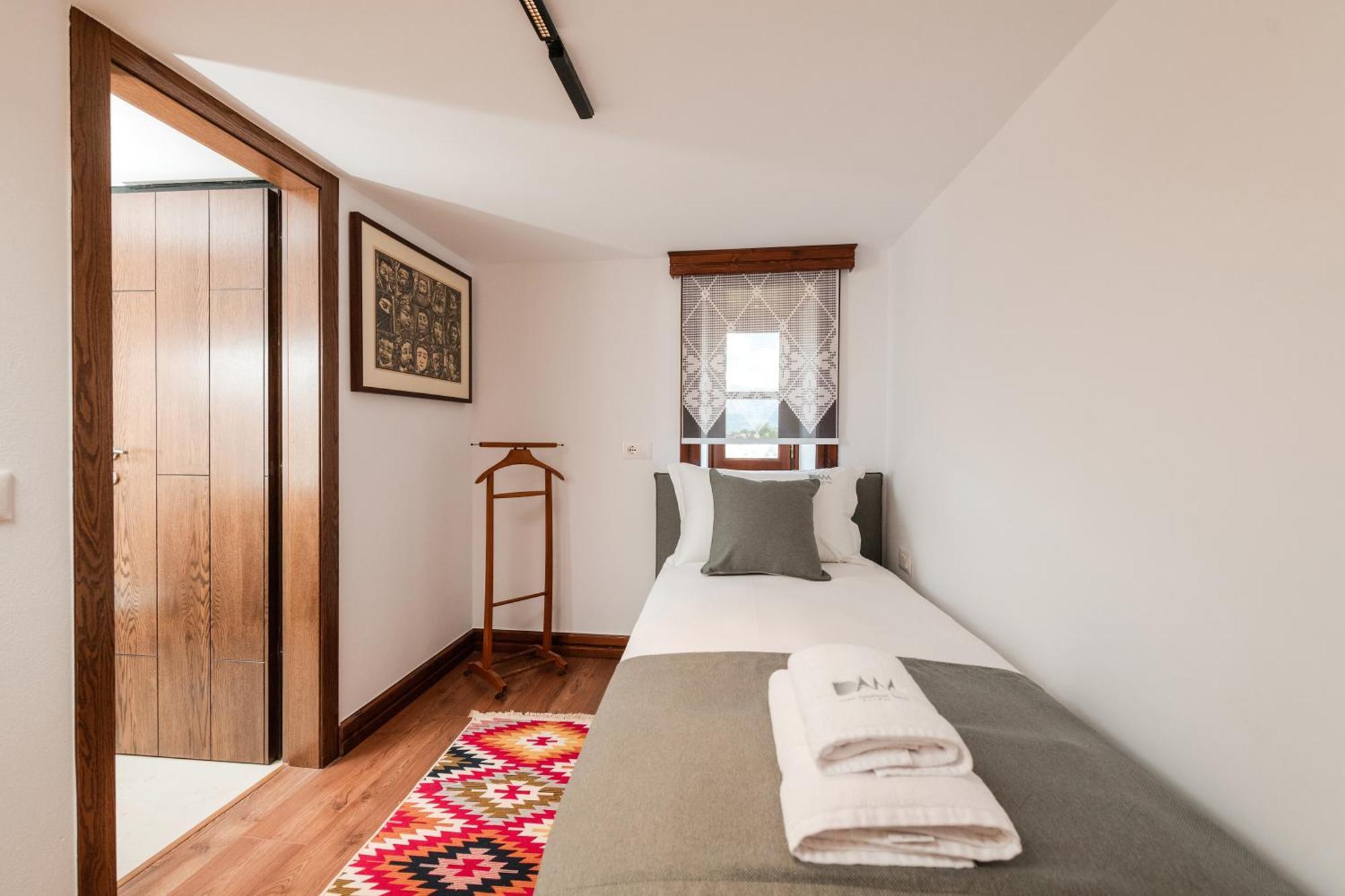 Dam Stone Boutique Hotel Gjirokaster Ngoại thất bức ảnh