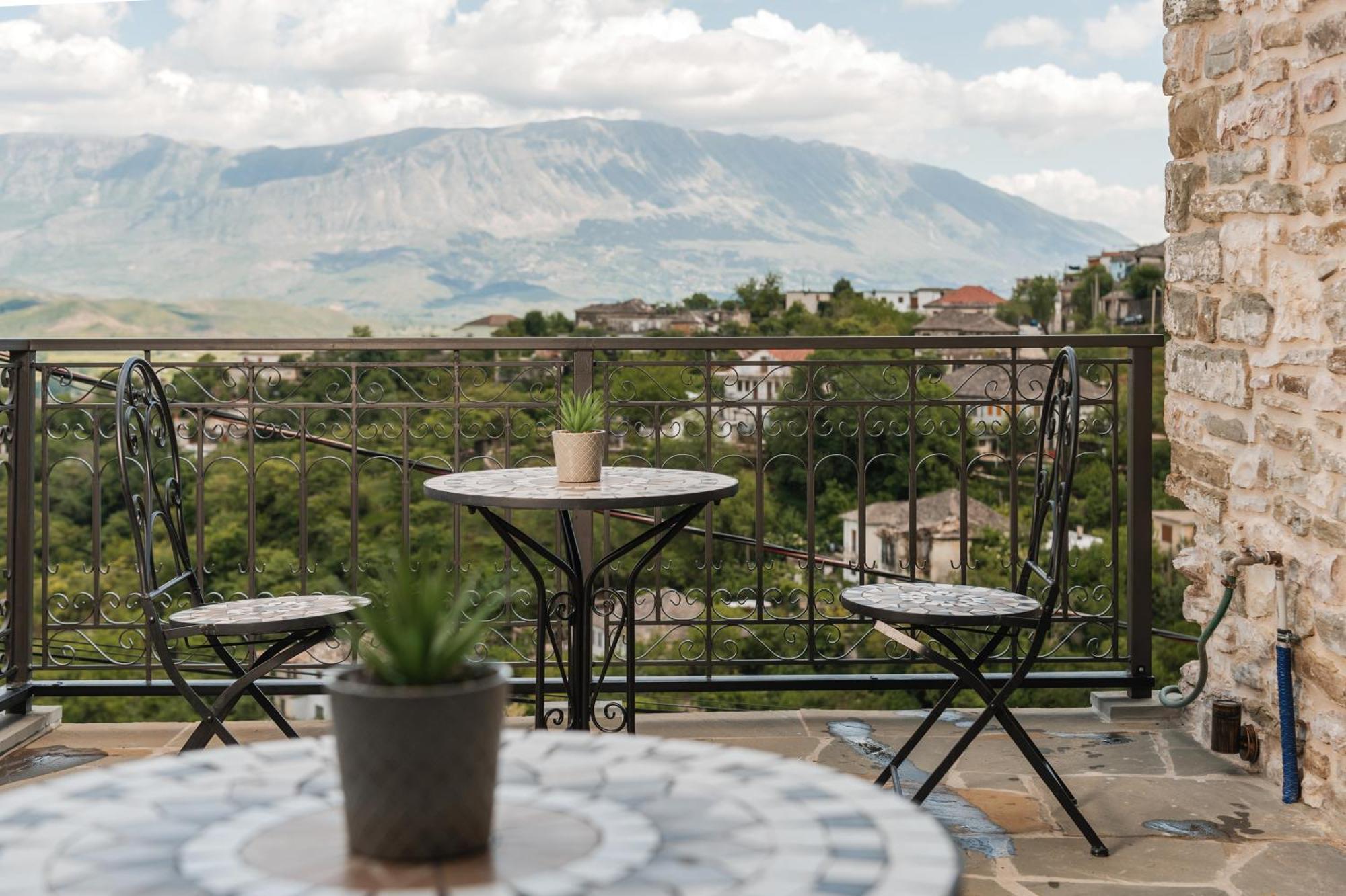 Dam Stone Boutique Hotel Gjirokaster Ngoại thất bức ảnh